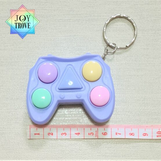 4x Nintendo Memory game keychain - Image 4